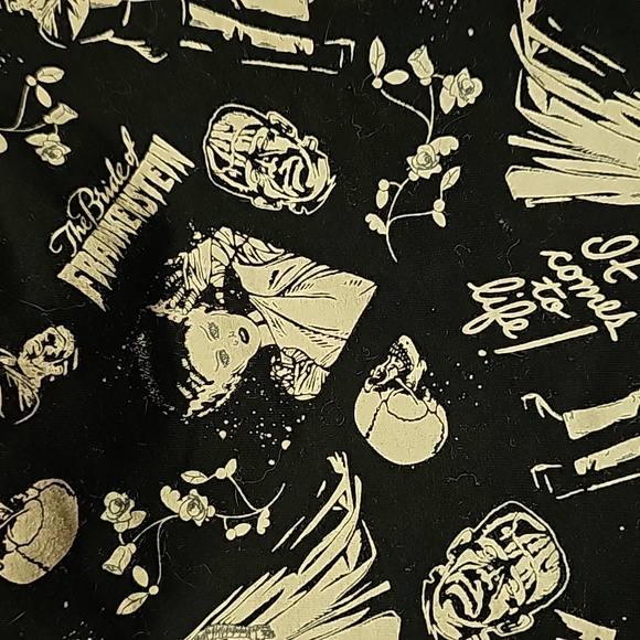 Torrid Frankenstein blouse EUC - Picture 2 of 2